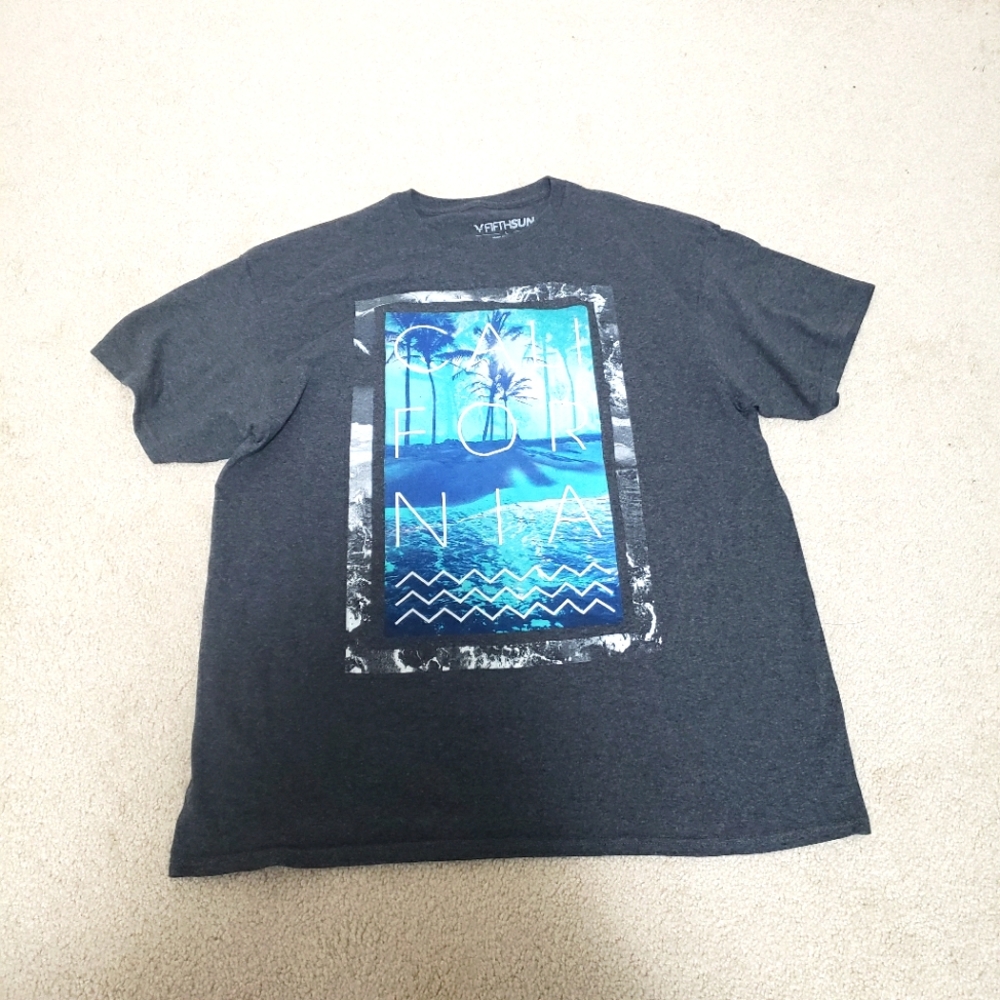 3/$10 Men's T shirt L